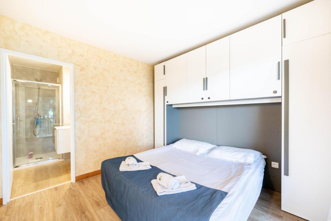 Spacious Apartment At A 5 Min Walk From The Beach アンティーブ エクステリア 写真